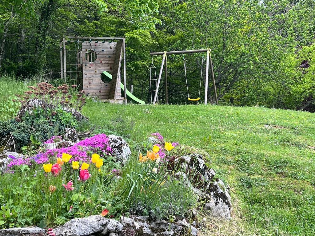 L'Ermitage De Meyriat Villa Brenod Eksteriør bilde